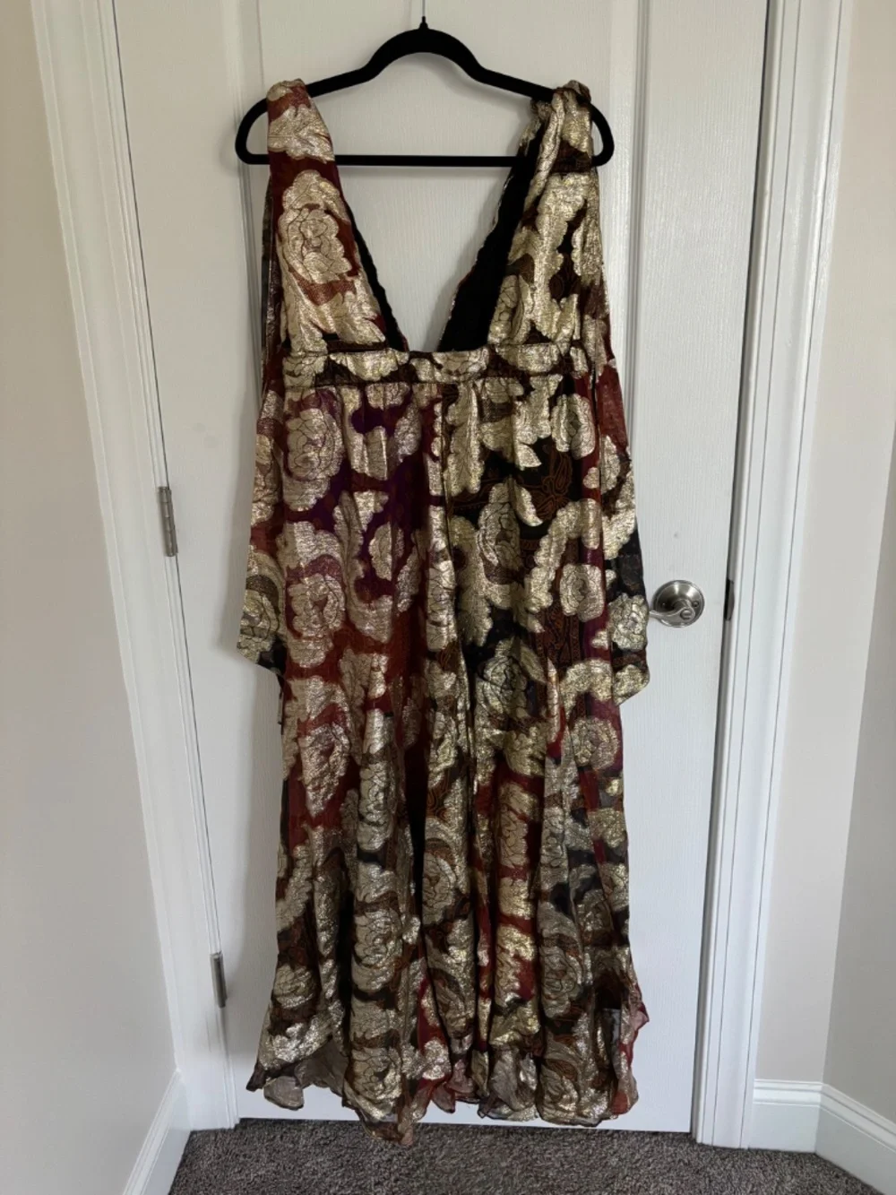 Farm Rio Lamé Jacquard Maxi Dress - Picture 8 of 11